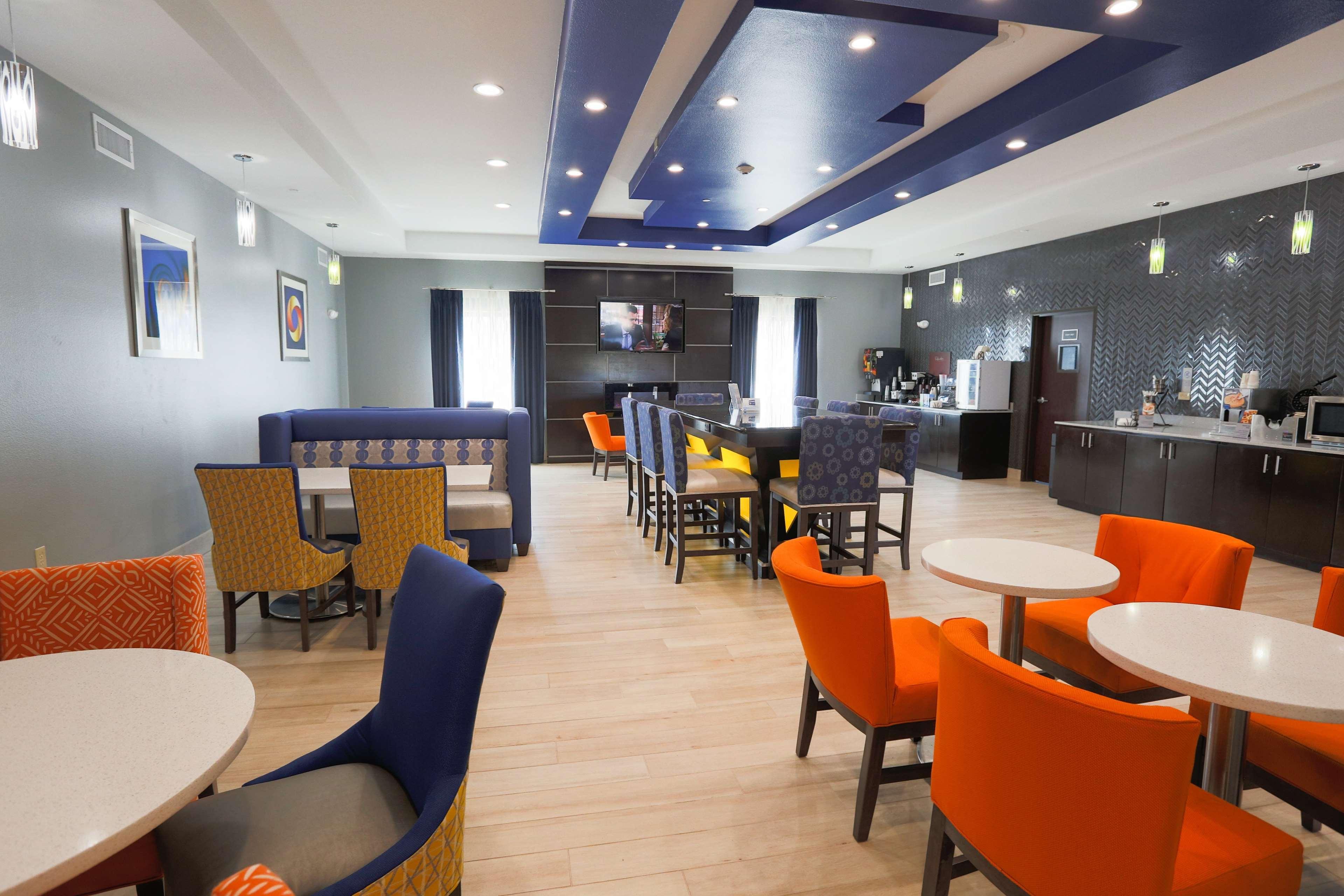 Best Western Plus Wewoka Inn&Suites Extérieur photo