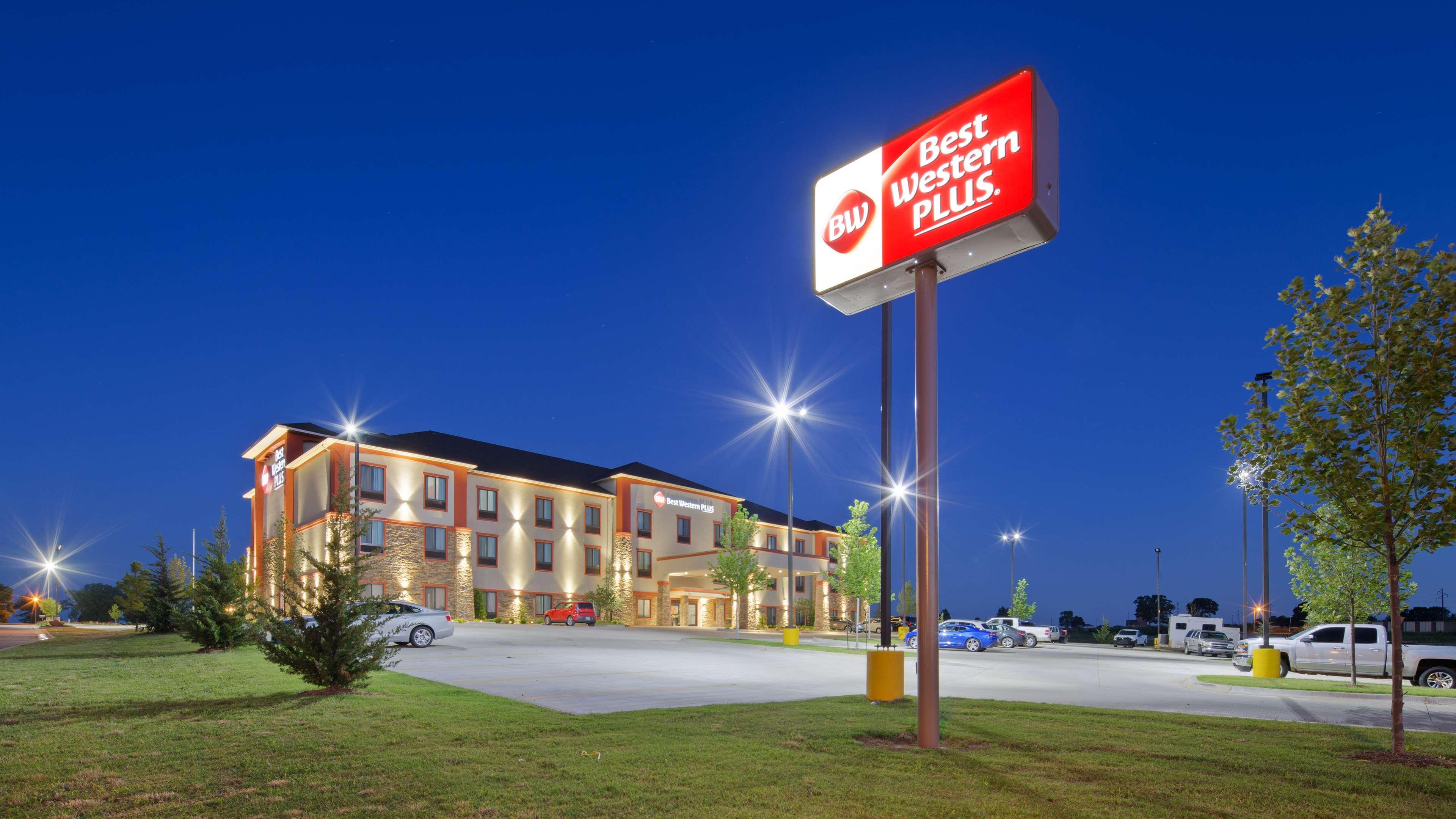 Best Western Plus Wewoka Inn&Suites Extérieur photo
